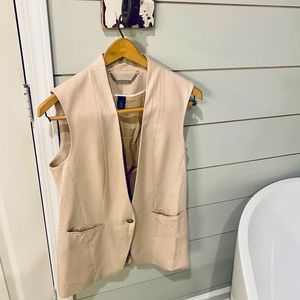 White House Black Market linen vest Styl#570168905